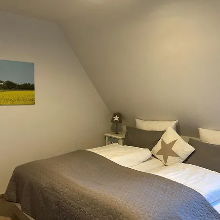 Haus Wolltoeft 'kuestenstern Whg4', Apartament Nieblum